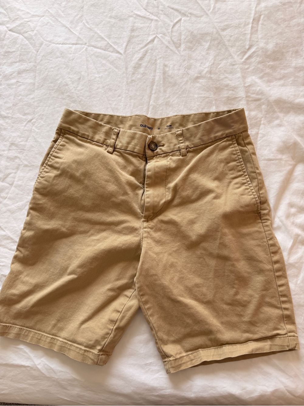 Old Navy Men's Tan Flat-Front Chino Shorts